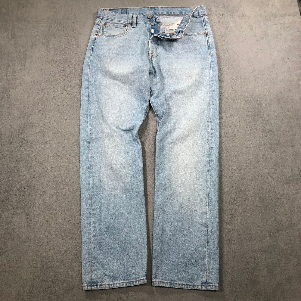 Levis 501 Original Fit Light Wash Straight Leg Button Fly Denim Jeans Mens 32x30